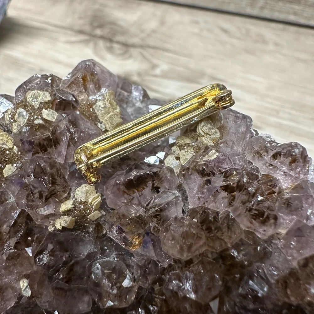 Intricate Vintage Gold Textured‎ Bar Style Brooch